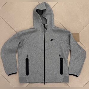 Nike Tech Fleece Windrunner - 
Men's Full-Zip Hoodie XL